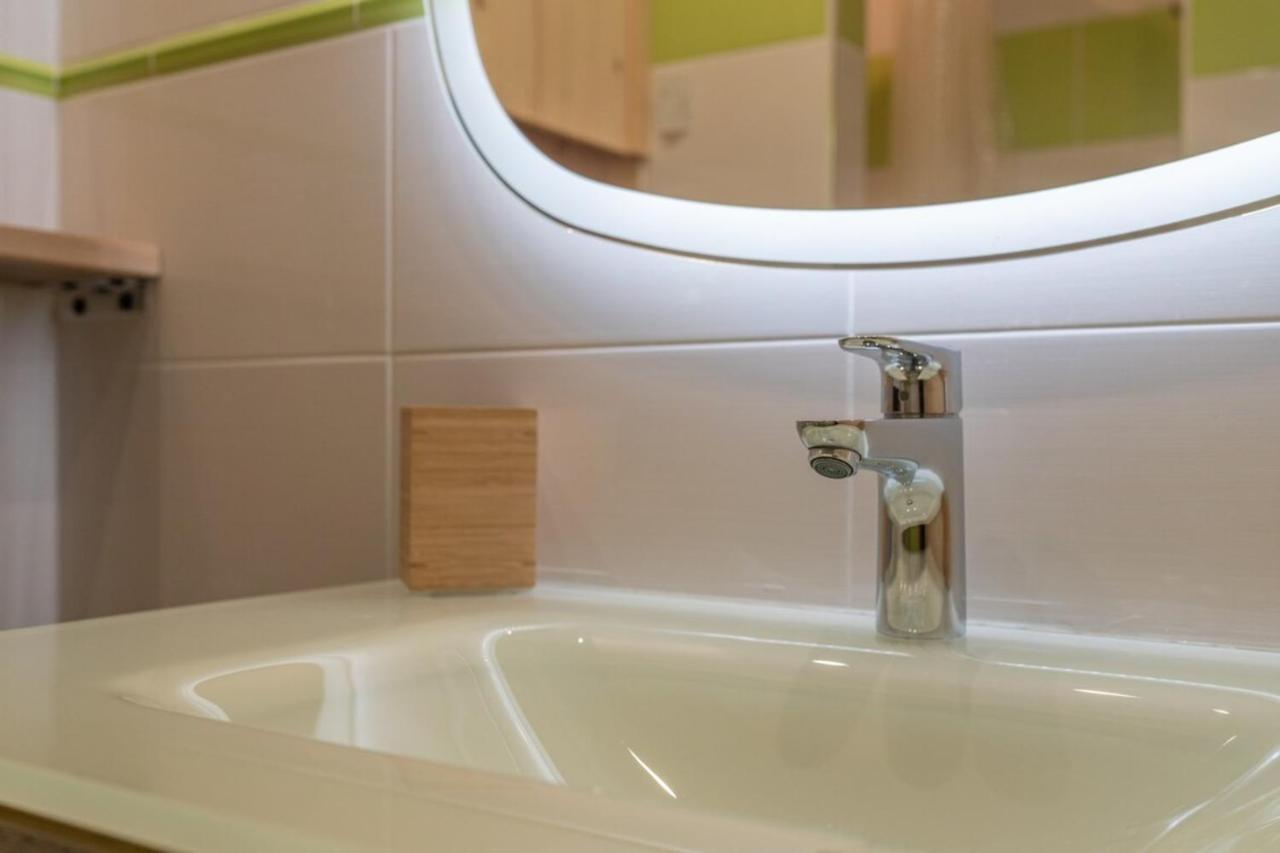 Appartamento Fauvettes Furnished Flat Annecy Esterno foto